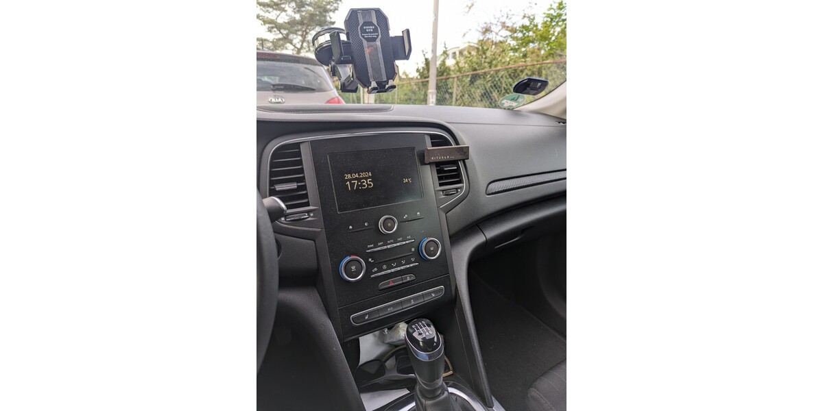 Renault Megane 42.300 km 13.599 &euro; Berlin 10178