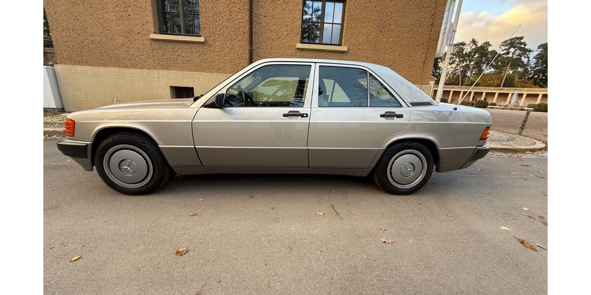 Mercedes-Benz 190 134.900 km 8.800 &euro; Darmstadt 64293