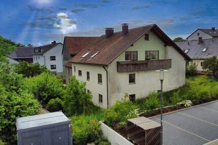 Haus Seubersdorf - 8 Zimmer, 230 m&sup2;, 450.000&euro; | Angebot:24557638