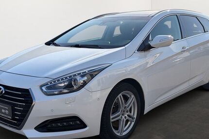 Hyundai i40 178.000 km 11.490 &euro; Donaueschingen 78166