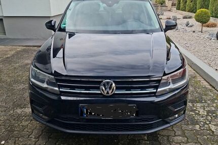 VW Tiguan 119.000 km 19.500 &euro; Neuburg 76776