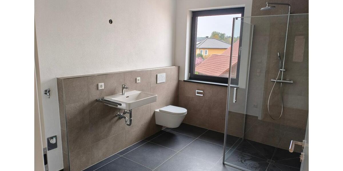 Etagenwohnung Schmidgaden - 3 Zimmer, 76 m&sup2;, 900&euro; | Angebot:26416411