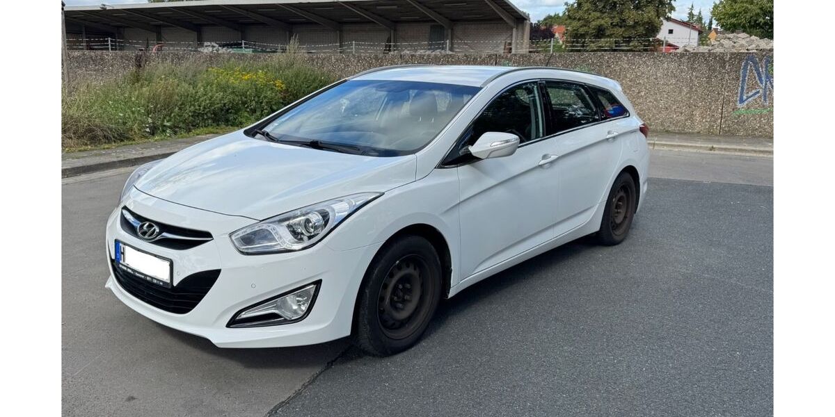 Hyundai i40 182.000 km 5.880 &euro; Ronnenberg 30952