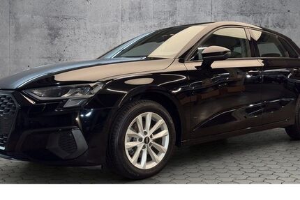 Audi A3 107.850 km 20.990 &euro; Paderborn 33100