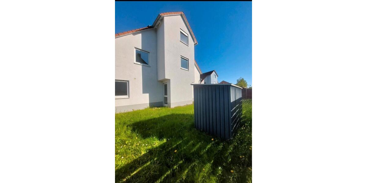 Doppelhaushälfte Zerbst (Anhalt) - 5 Zimmer, 120 m&sup2;, 169.000&euro; | Angebot:26385552