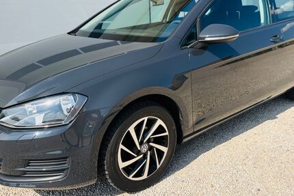 VW Golf 96.600 km 9.200 &euro; Kühbach 86556