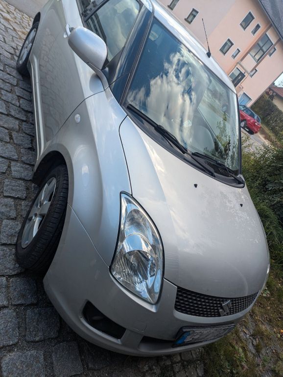 Suzuki Swift 261.980 km 1.100 € Neuschönau 94556
