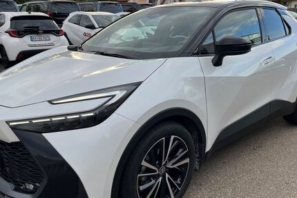Toyota C-HR 17.700 km 29.960 &euro; Aalen 73431