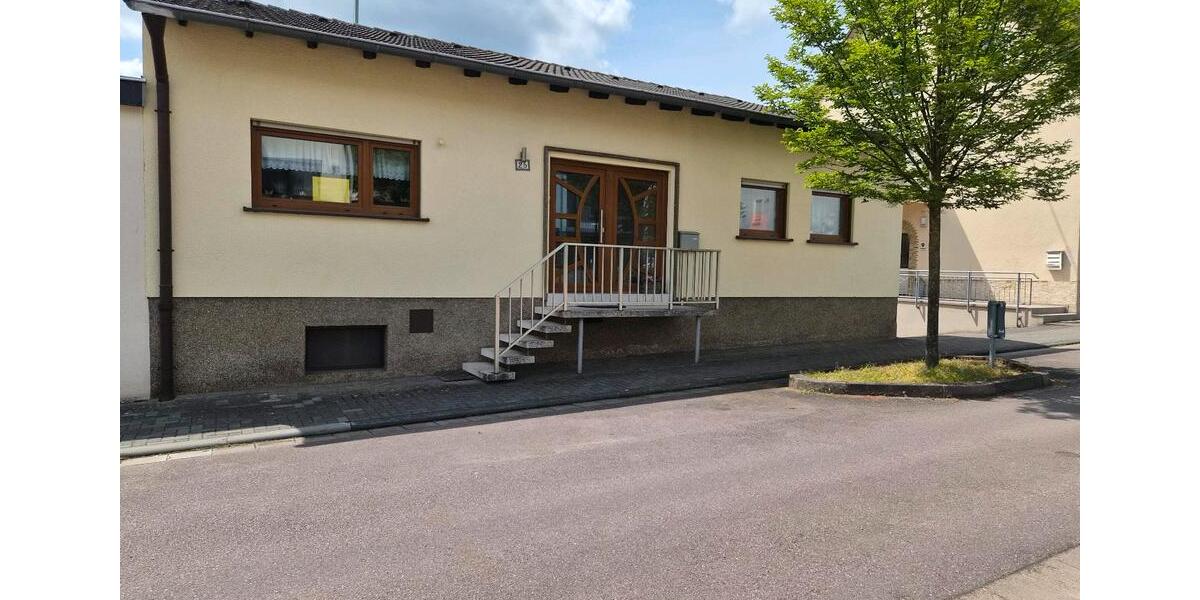Einfamilienhaus Heusweiler - 7 Zimmer, 160 m&sup2;, 274.000&euro; | Angebot:26985415
