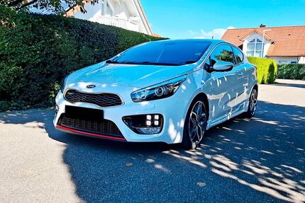 Kia ceed / Ceed 104.416 km 12.290 &euro; Hechingen 72379
