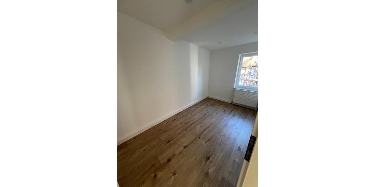 Etagenwohnung Kaufungen - 4 Zimmer, 80 m&sup2;, 920&euro; | Angebot:26231057