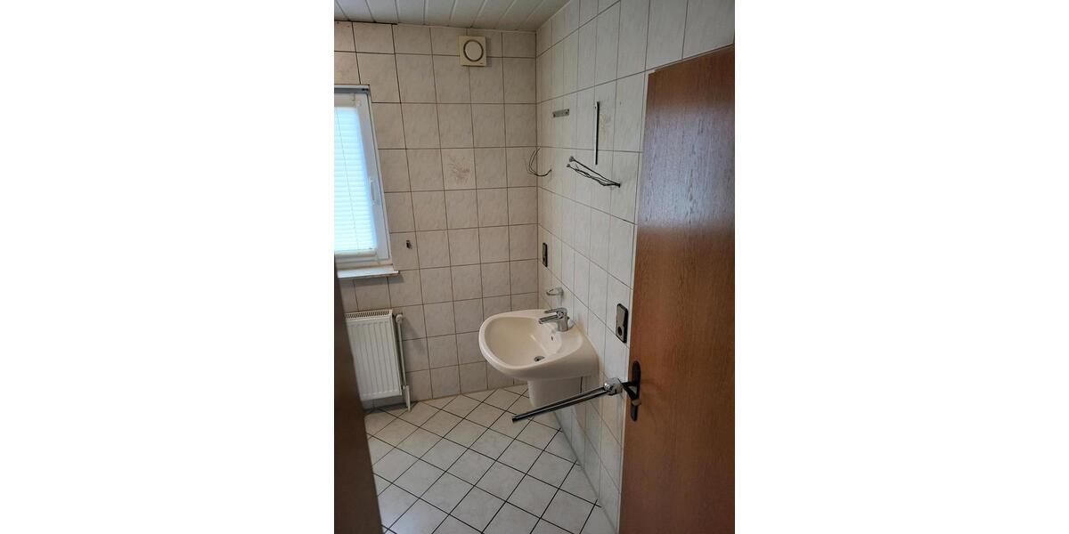 Erdgeschoßwohnung Westerholt - 4 Zimmer, 111 m&sup2;, 1.400&euro; | Angebot:26414985