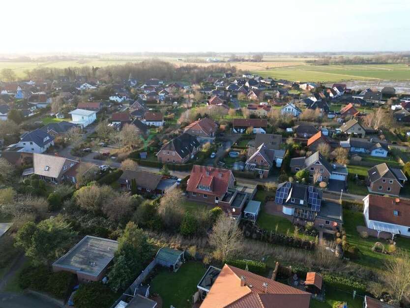 Haus zum Kaufen in Dorum 369.000 € 211.13 m²