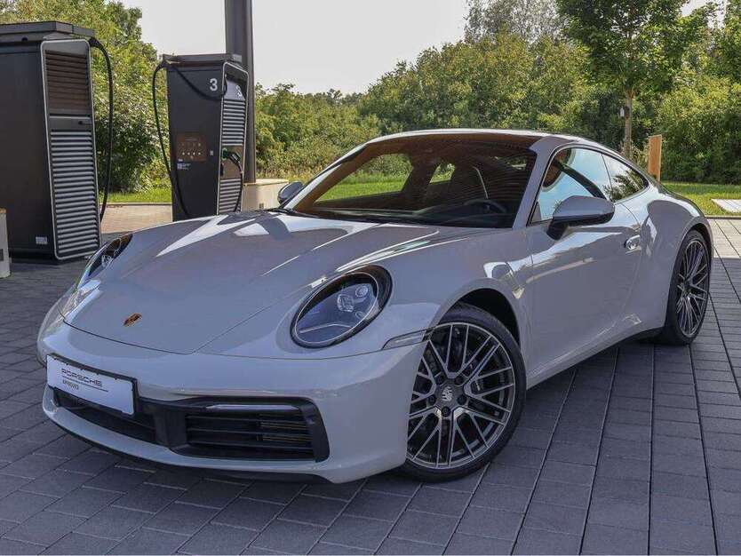 911