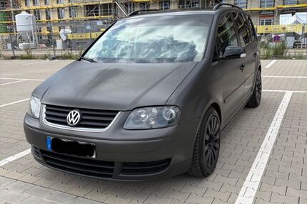 VW Touran 363.000 km 2.900 &euro; Euskirchen 53879