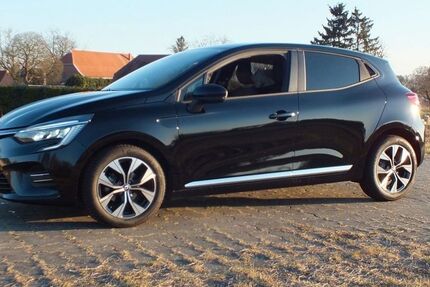 Renault Clio 9.995 km 15.999 &euro; Lauenburg/-Elbe 21481