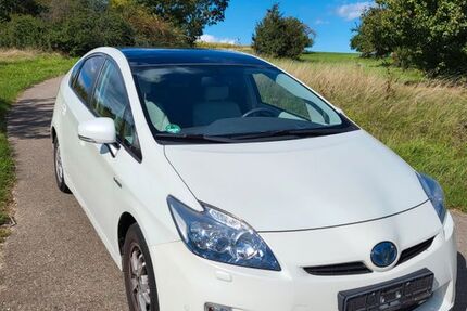 Toyota Prius 140.000 km 10.400 € Gerabronn 74582