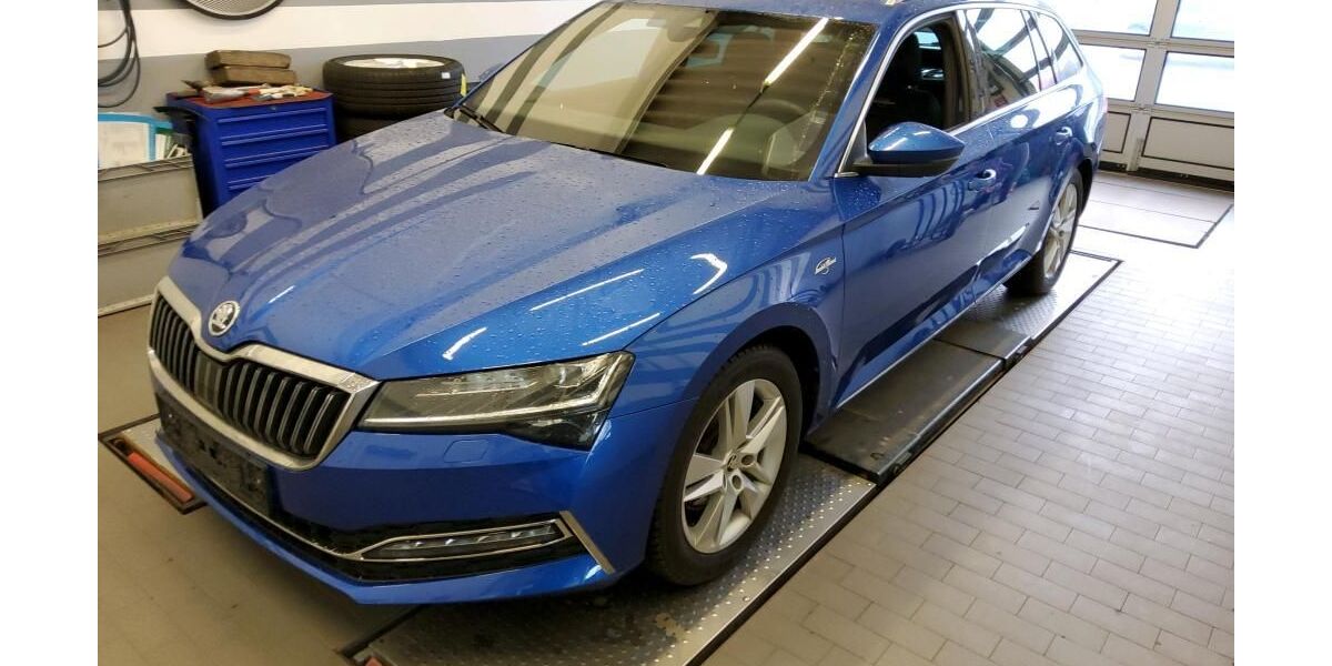 Skoda Superb 268.934 km 19.990 &euro; Braunschweig 38122