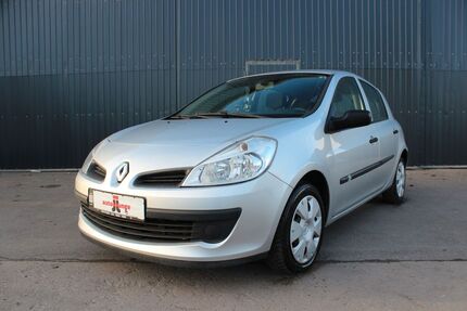 Renault Clio 119.000 km 2.599 &euro; Schweinfurt 97424