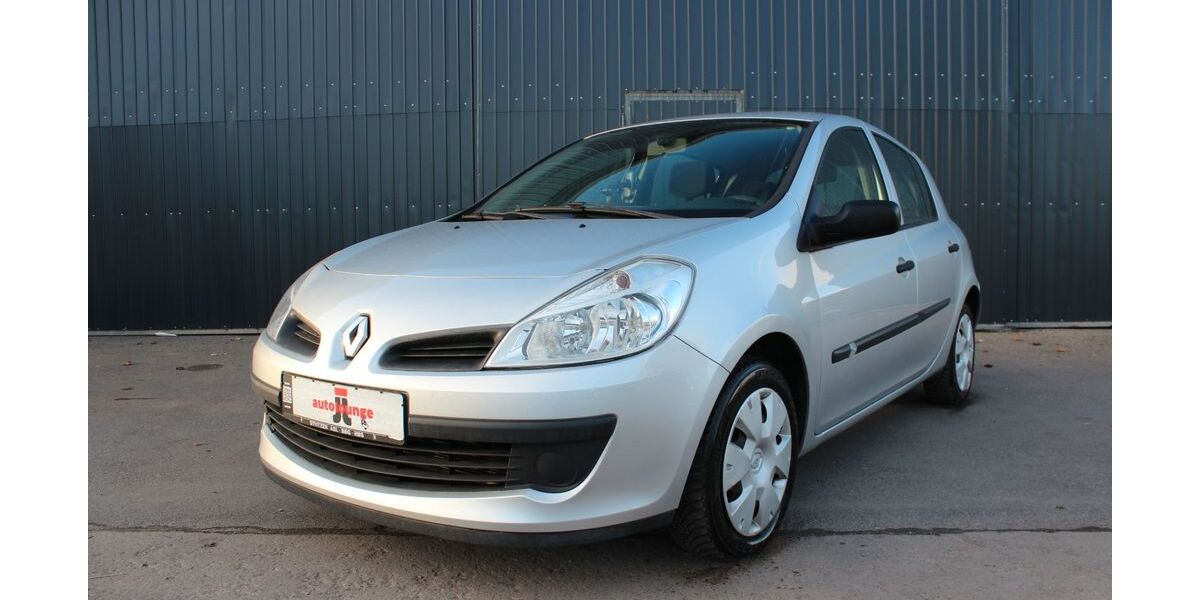 Renault Clio 119.000 km 2.599 &euro; Schweinfurt 97424