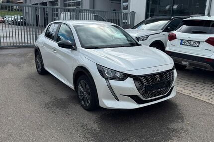 Peugeot 208 34.500 km 15.900 &euro; Pforzheim 75177