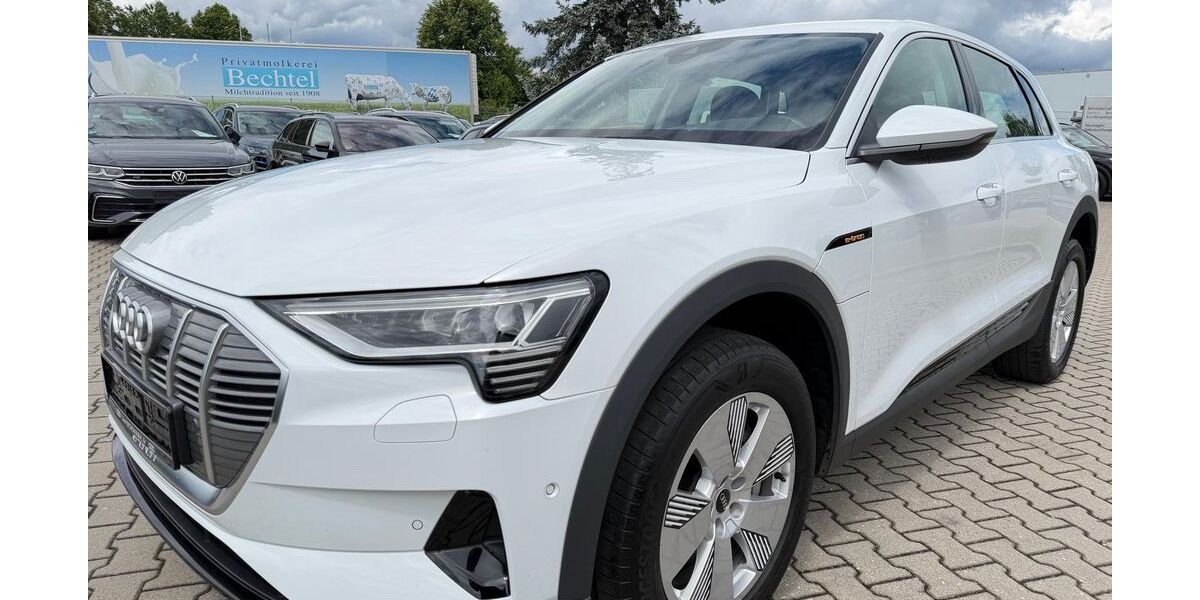 Audi e-tron 67.733 km 30.990 &euro; Nabburg 92507