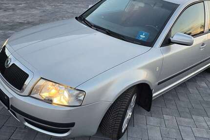 Skoda Superb 89.110 km 5.500 € Ramstein-Miesenbach 66877