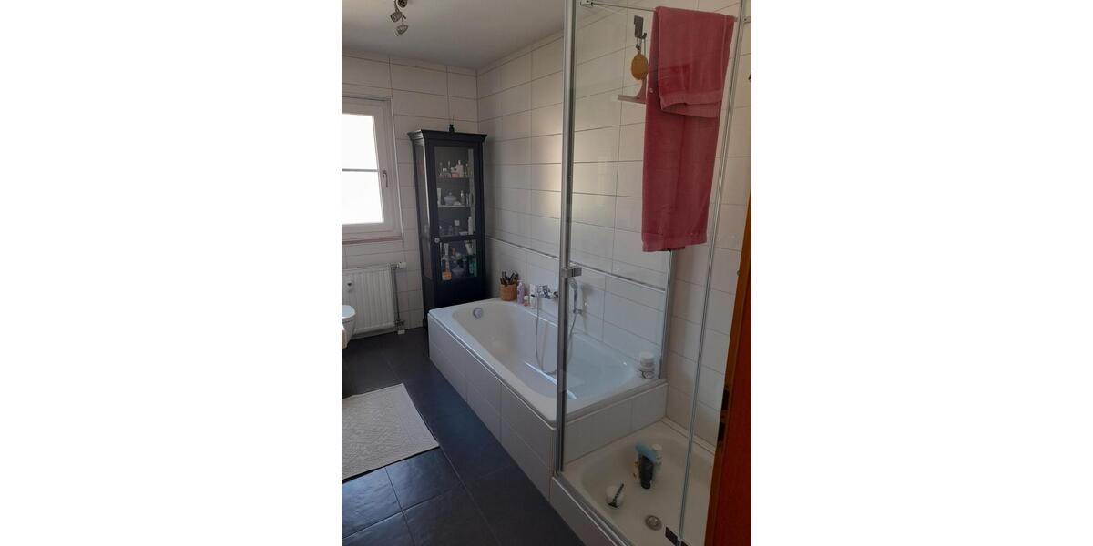 Dachgeschoßwohnung Bindlach - 3.5 Zimmer, 101 m&sup2;, 329.500&euro; | Angebot:26415830