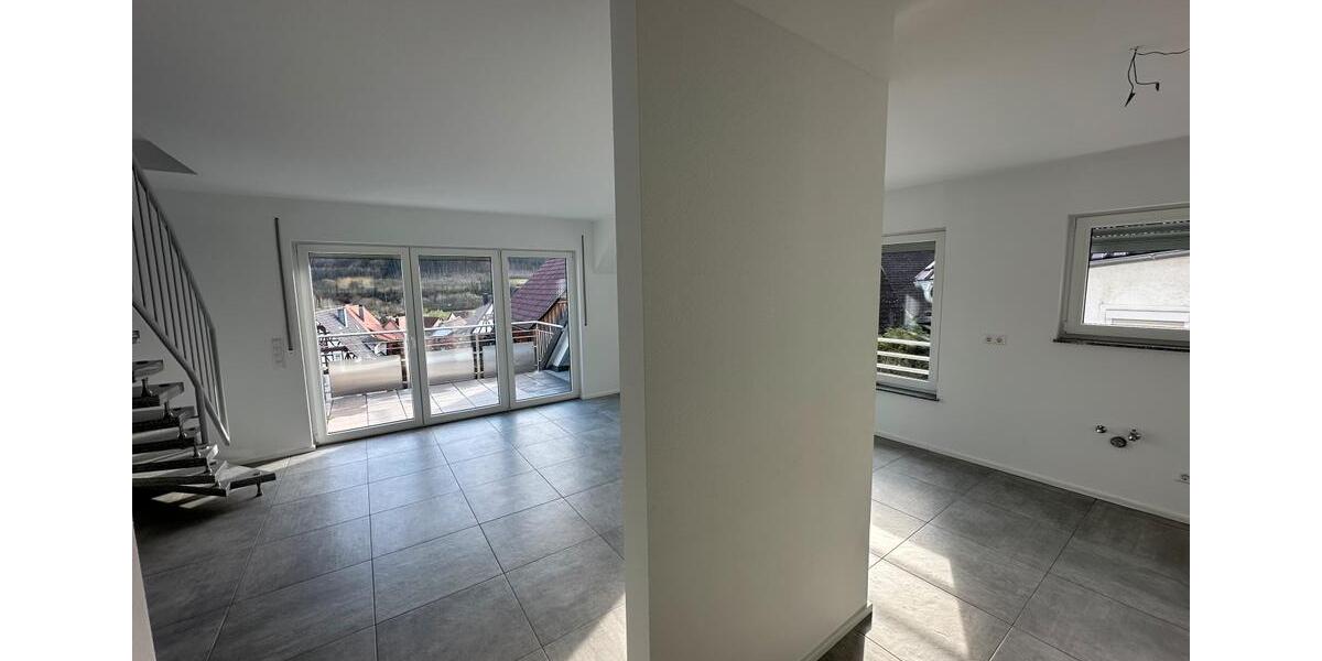 Maisonettenwohnung Künzelsau - 4 Zimmer, 87 m&sup2;, 1.045&euro; | Angebot:26024493