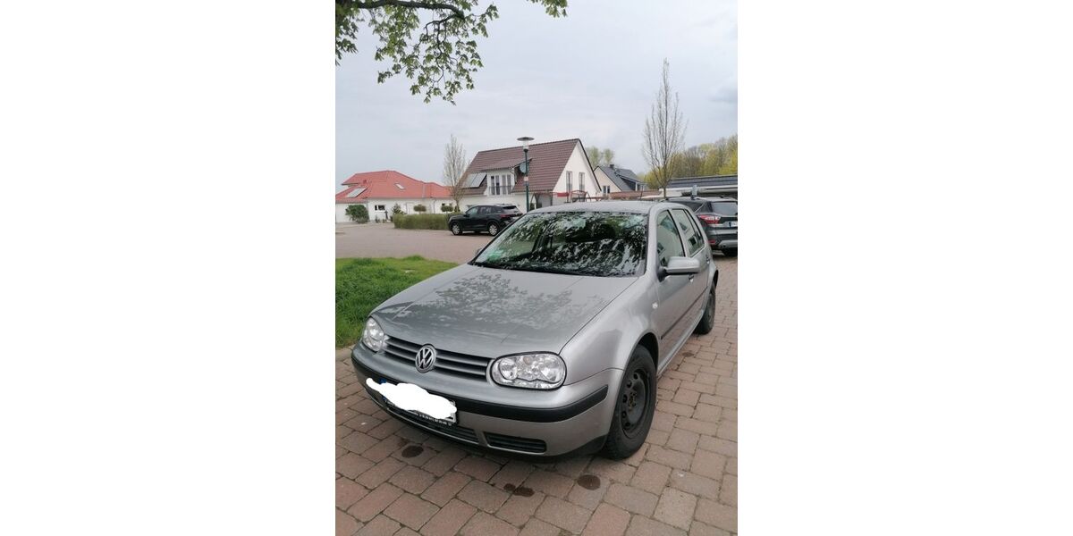 VW Golf 125.674 km 1.500 &euro; Wismar 23966