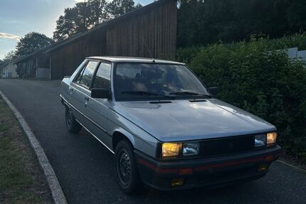 Renault R 9 110.000 km 5.750 &euro; Weiding 93495