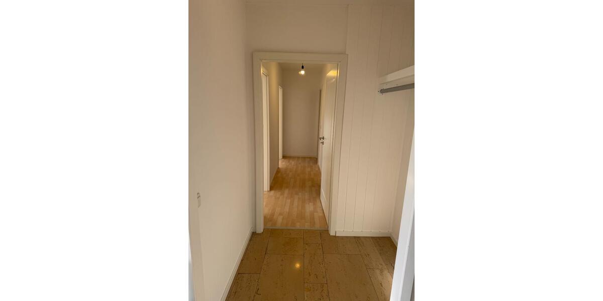 Bungalow Werl - 6 Zimmer, 185 m&sup2;, 1.480&euro; | Angebot:25840045