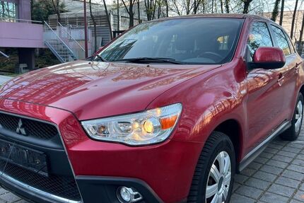 Mitsubishi ASX 148.000 km 5.200 &euro; München 80995