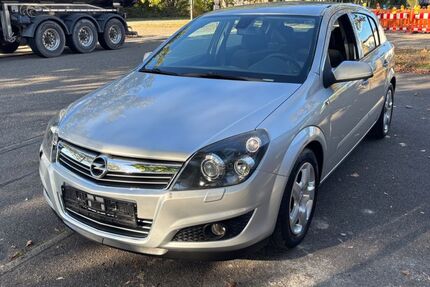 Opel Astra 75.000 km 3.999 &euro; Gaggenau 76571