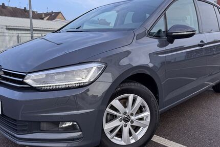 VW Touran 66.800 km 32.879 &euro; Heilbronn 74074