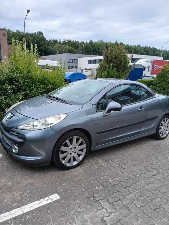 Peugeot 207 128.000 km 2.200 € Lübeck 23558