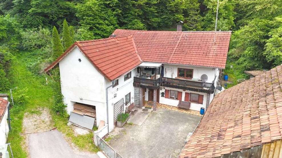 Haus zum Kaufen in Winzer 240.000 € 130 m²