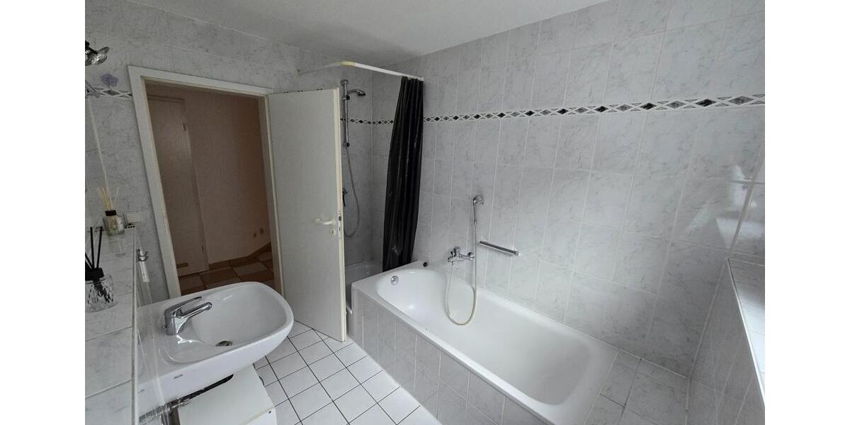 Etagenwohnung Sinsheim - 3 Zimmer, 78 m&sup2;, 235.000&euro; | Angebot:24508652