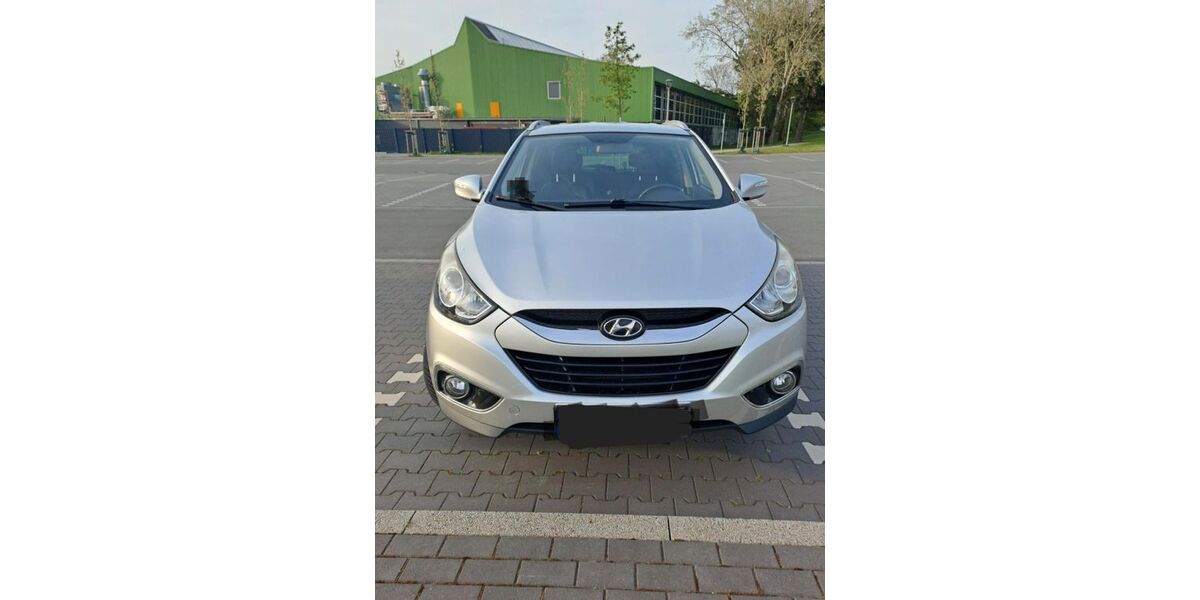 Hyundai ix35 234.000 km 6.000 &euro; Moers 47441
