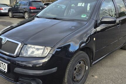 Skoda Fabia 146.000 km 2.497 &euro; Würzburg 97076