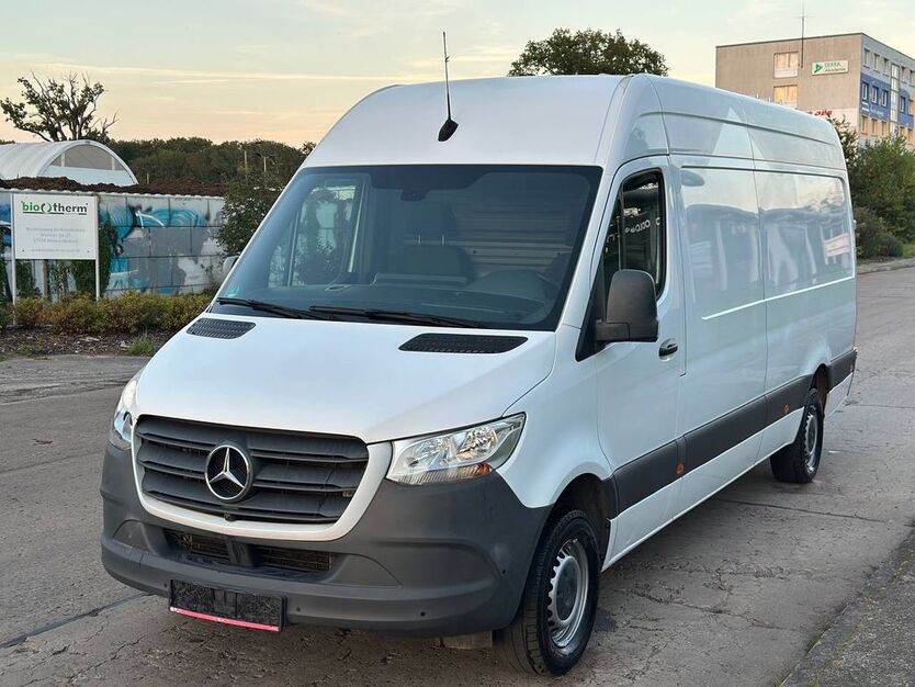 Mercedes-Benz Sprinter 172.957 km 19.999 € Neubrandenburg 17033