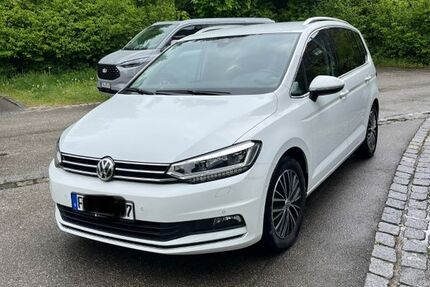 VW Touran 95.550 km 22.999 &euro; Fürstenfeldbruck 82256