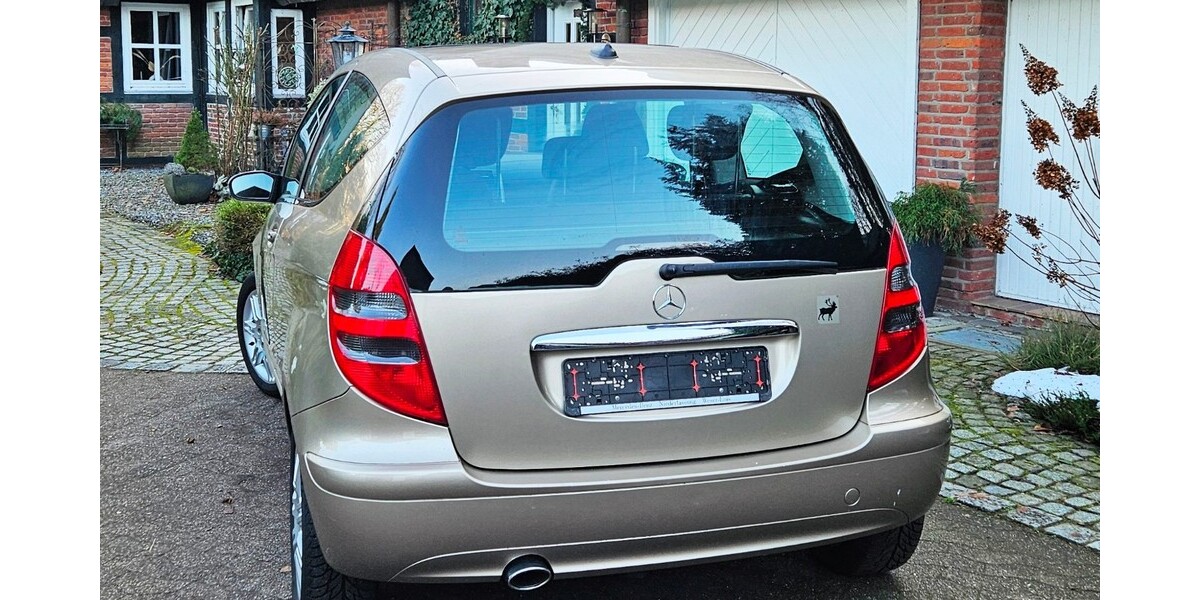 Mercedes-Benz A 150 114.000 km 4.400 &euro; Fintel 27389