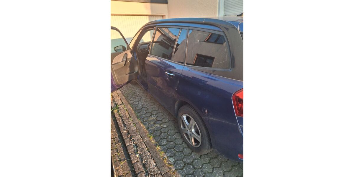 Citroen C4 Picasso 98.000 km 9.400 &euro; Weitersburg 56191