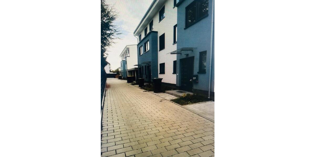 Reihenhaus Troisdorf - 5 Zimmer, 155 m&sup2;, 2.090&euro; | Angebot:25926282