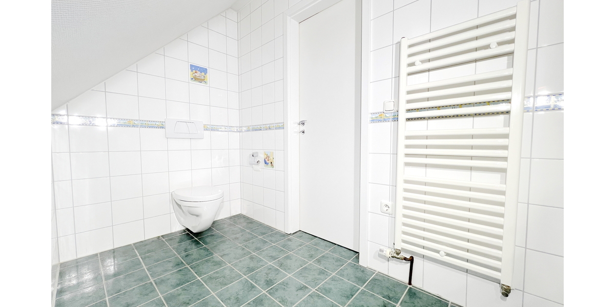 Einfamilienhaus mit 8 Zimmern und traumhaftem Garten zur Miete - Einfamilienhaus Wiemersdorf | Angebot:26058055