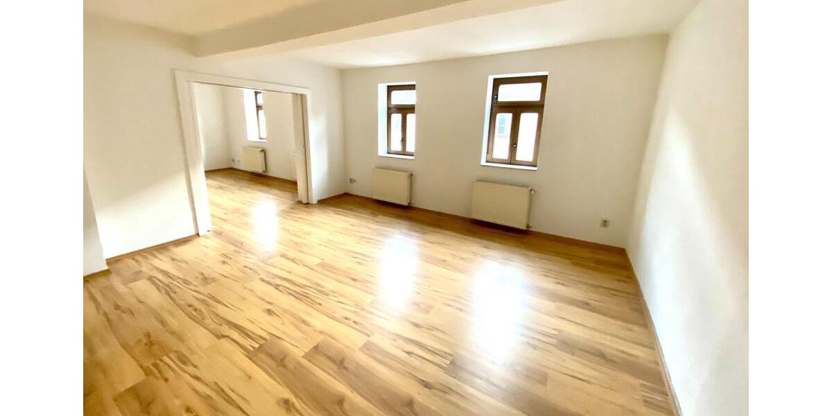 Sanierte 4,5-Zimmer-Wohnung mit EBK im Herzen von Bad Berka 4.5 zimmer