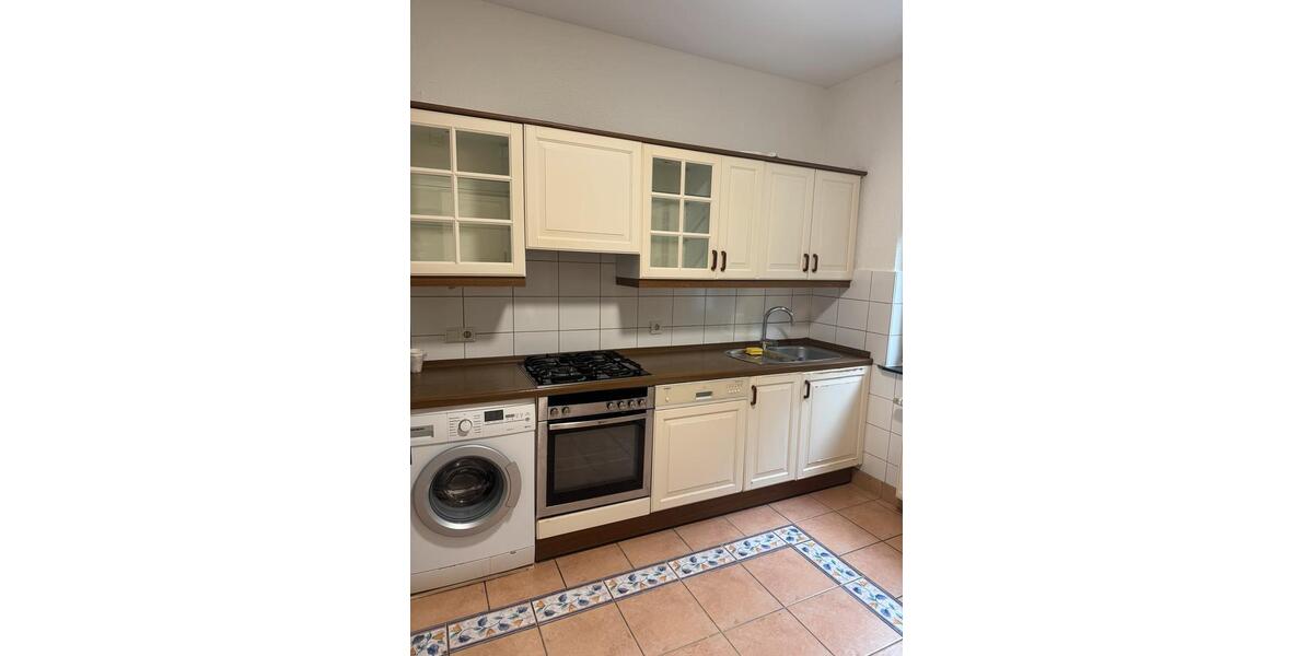 Erdgeschoßwohnung Delmenhorst Deichhorst - 5 Zimmer, 139 m&sup2;, 1.500&euro; | Angebot:24773689