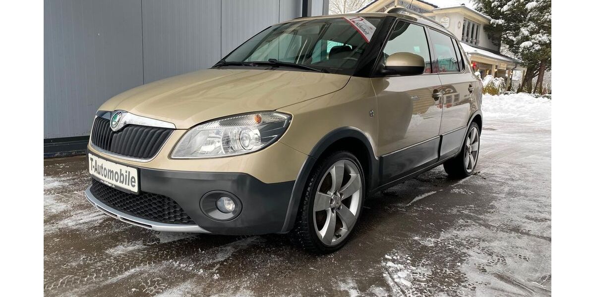 Skoda Fabia 77.700 km 7.999 &euro; Dessau-Roßlau 06847