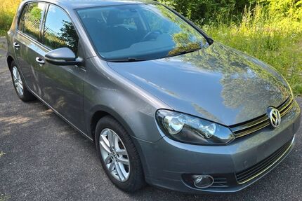 VW Golf 156.456 km 5.300 &euro; Amberg 92224